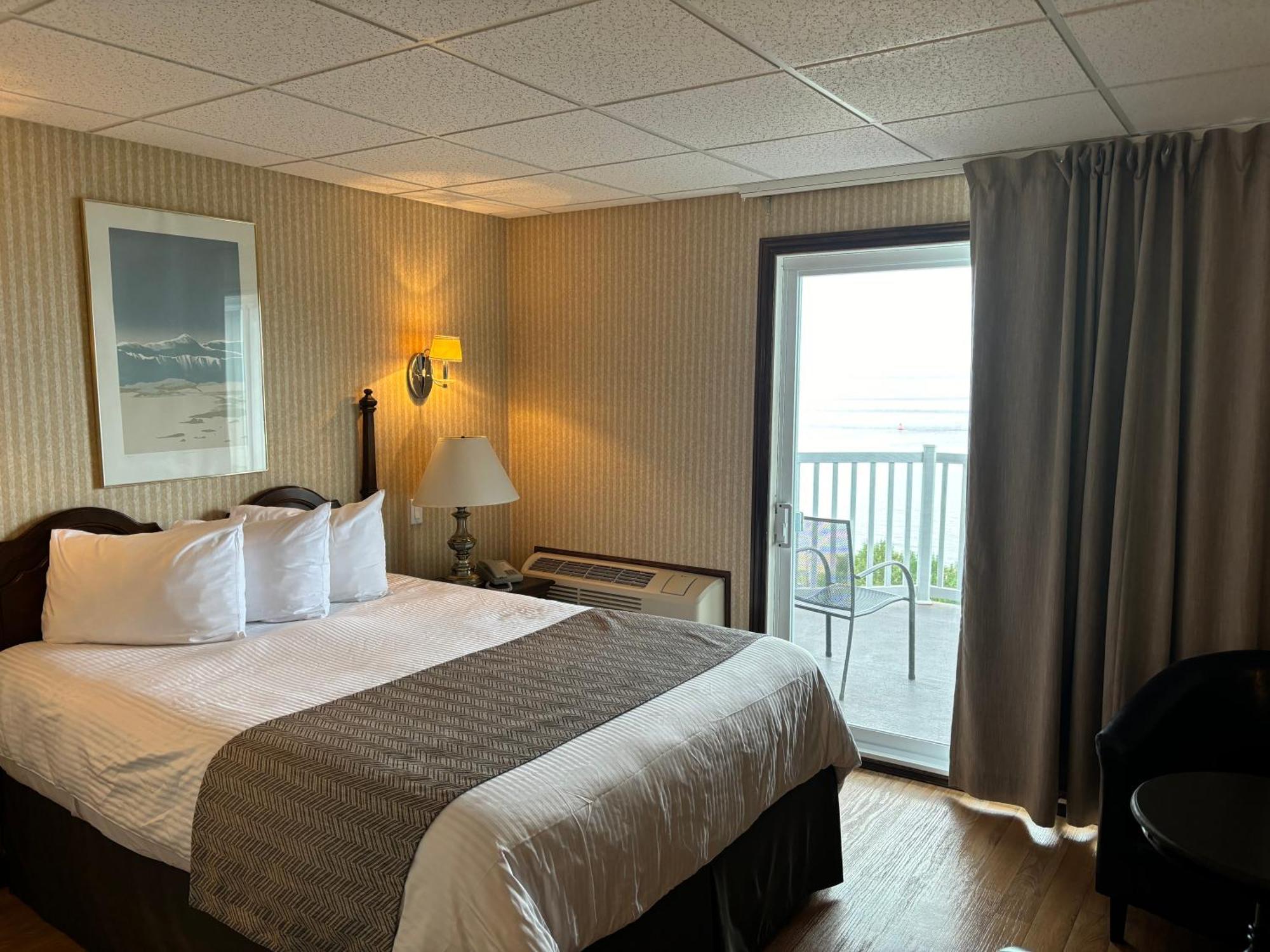 Motel Vue Belvedere Сен-Симеон Экстерьер фото