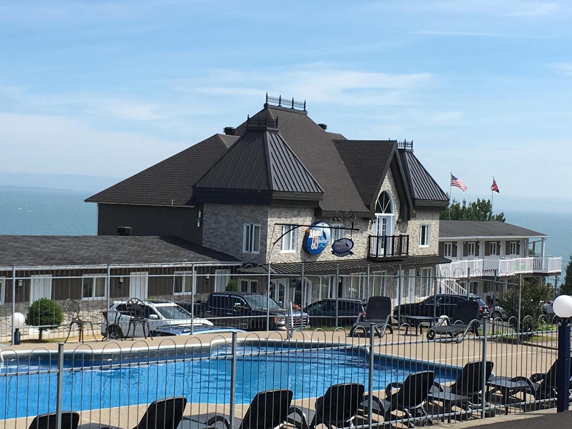 Motel Vue Belvedere Сен-Симеон Экстерьер фото